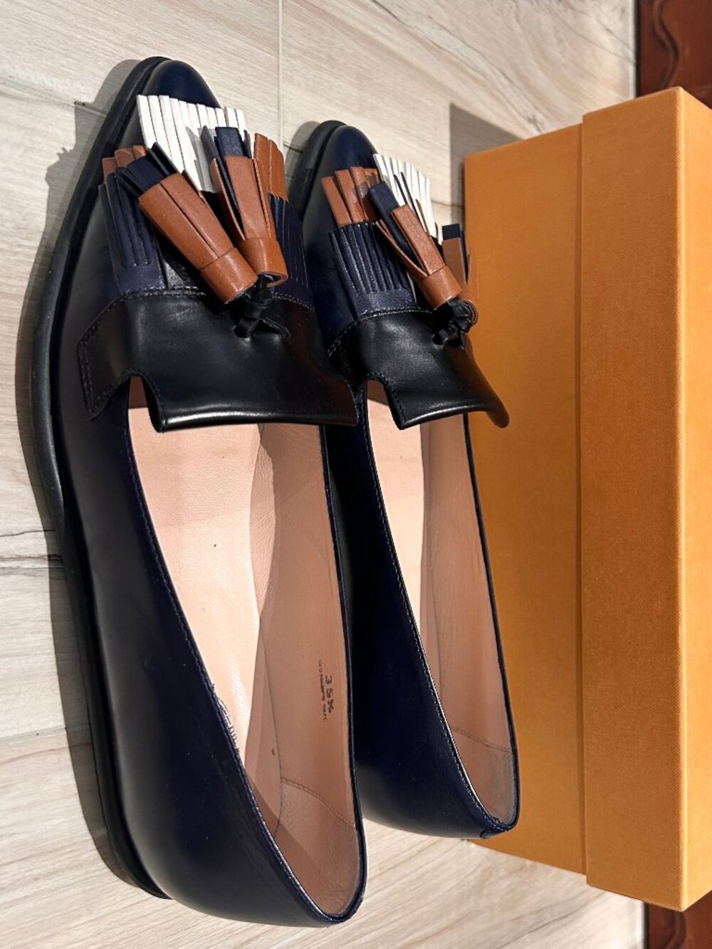 Navy Blue Tod's Ballerina Flat